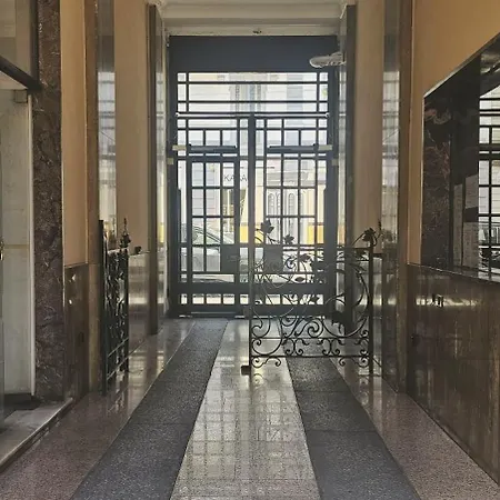 Carlo Farini 72 Superior - Private Parking - Centro 아파트 밀라노
